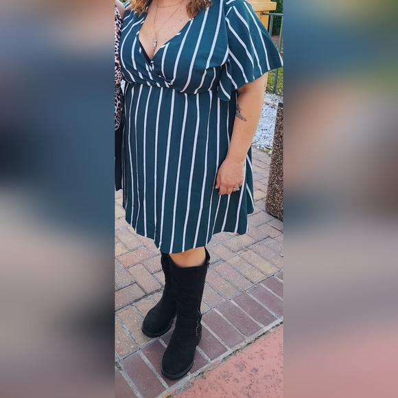 Shein green & white striped dress size 4X. - Picture 3 of 3